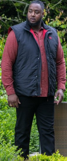 D555 FELIPE Zip Through Padded Gilet With Contrast Colour Lining And Rubber Badge Black - Vestes - Vestes Homme Grandes Tailles