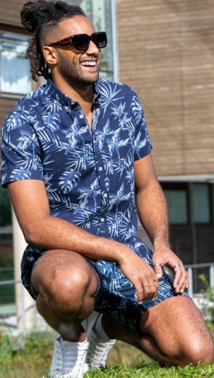 D555 Truro Hawaiian AOP Short Sleeve Button Down Collar Shirt Navy - Chemises - Chemises Grandes Tailles Hommes