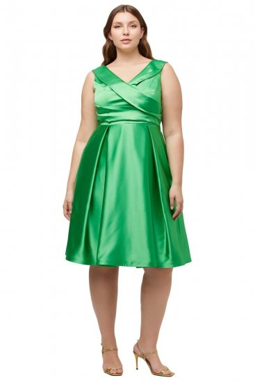 Ulla Popken 817135 Robe de soirée trapèze à col V Vert - Robes de soirée - Robes de soirée grande taille