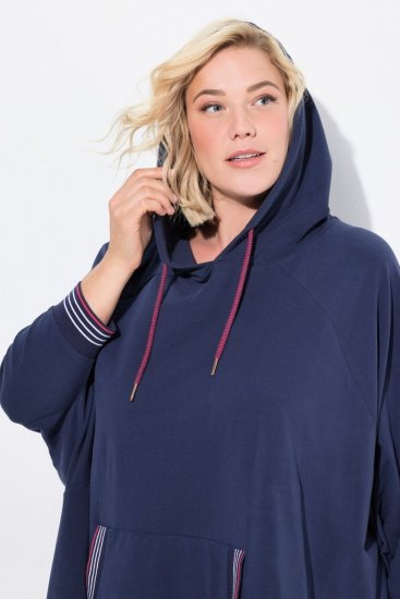 Ulla Popken 837190 Poncho d'intérieur à capuche Violet foncé - Pyjamas/vêtements de détente - 