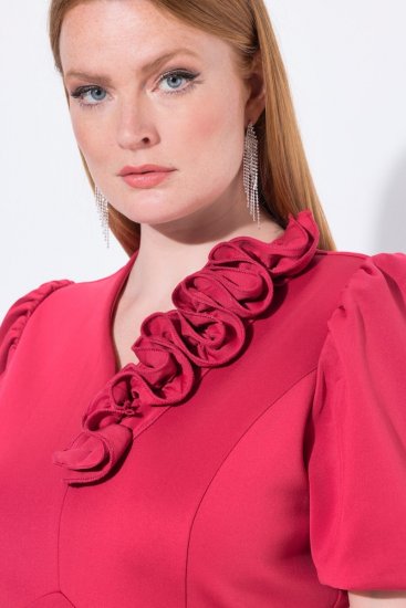 Ulla Popken 845148 Robe moulante fleurie Magenta - Robes - Robes pour toutes les tailles