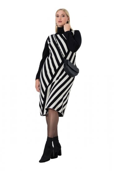 Ulla Popken 845784 Robe en maille rayée Noir - Robes d'été - Robes d'été grande taille