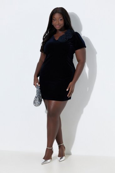 Ulla Popken 846051 Robe en velours à manches courtes Bleu marine - Robes de soirée - Robes de soirée grande taille