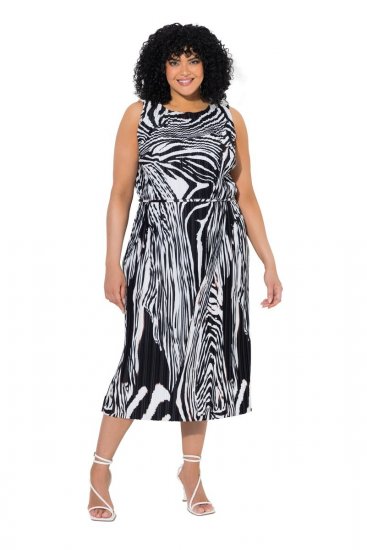 Ulla Popken 848948 Robe à imprimé animal Noir - Robes d'été - Robes d'été grande taille