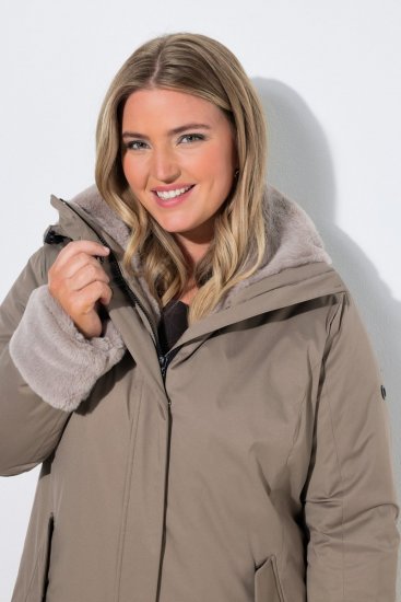 Ulla Popken 850509 Veste en fausse fourrure Taupe - Vestes - Vestes femme grande taille