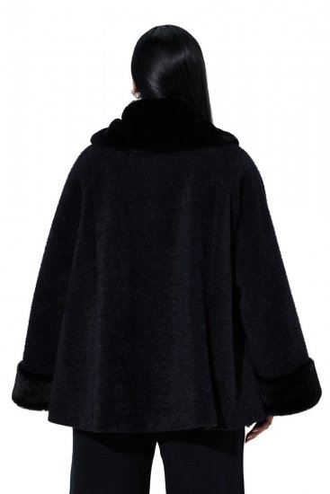 Ulla Popken 852644 Veste cape à bordure en fausse fourrure Noir - Ponchos & capes - 