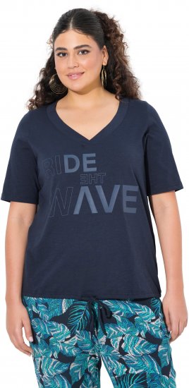 Ulla Popken Ride The Wave Short Sleeve V-Neck Graphic Tee Navy Blue - T-shirts imprimés pour femme - 